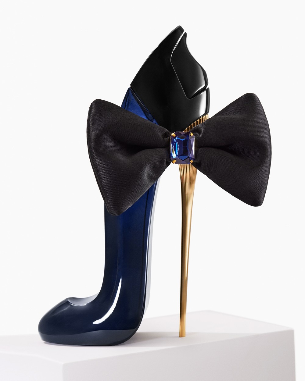 Carolina Herrera Good Girl Bow - Shop Home Fragrance บทวิจารณ์และราคา